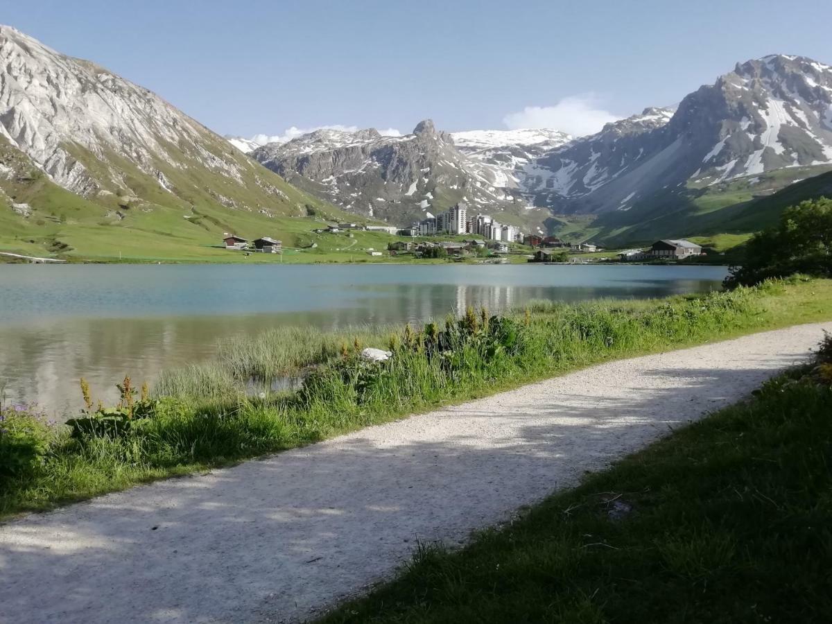 טיגנס Appartement Au Lac Ski Aux Pieds מראה חיצוני תמונה